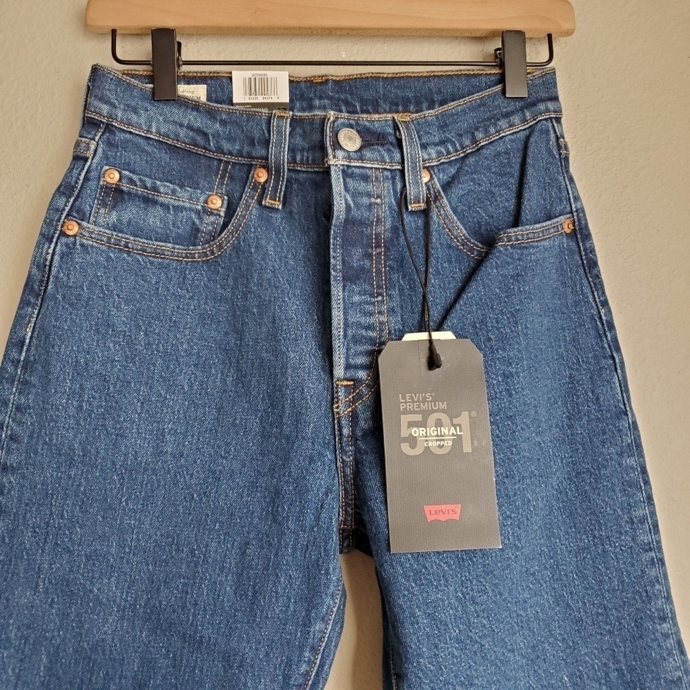 Levi's 501 Crop in Charleston Vision size 26 NWT - Picture 3 of 8